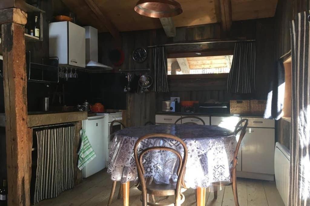 La Cabane De L'Homme Tranquille Le Tretien Kültér fotó